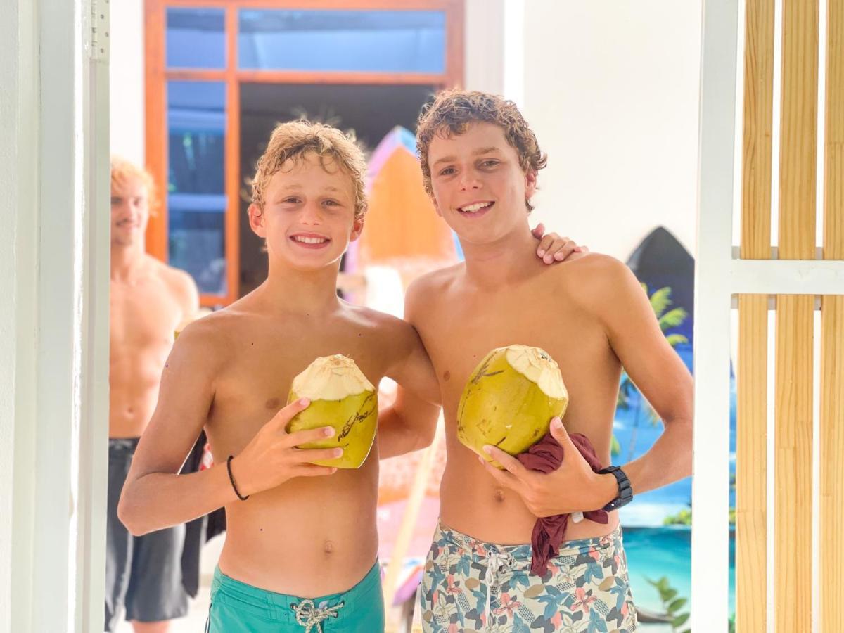 Moodhu Surf House Hotel Himmafusi Kültér fotó